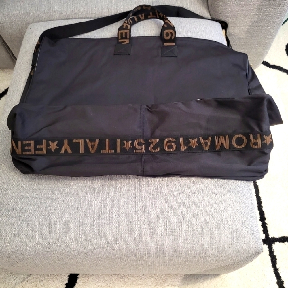 Fendi | Convertible Logo Weekender - Picture 5 of 9